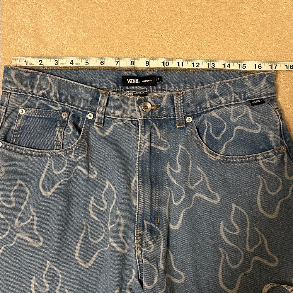 Vintage Vans Check -5 Blaze loose denim jeans featuring flame print size 33x31 - Picture 5 of 12